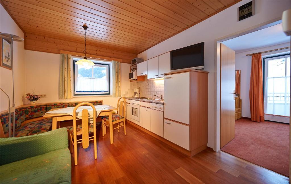 Gaestehaus Emmi Kleinarl Exteriör bild