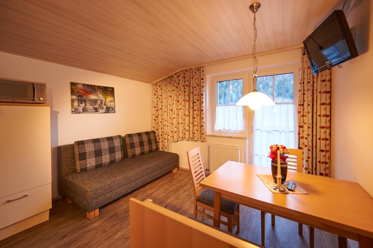 Gaestehaus Emmi Kleinarl Exteriör bild
